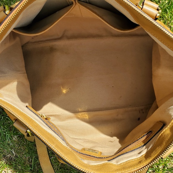 🤑SOLD🥳    MCM COGNAC  VISETOS 2-WAY SHOPPER SHOULDER BAG WITH CROSSBODY OPTION - Picture 6 of 13